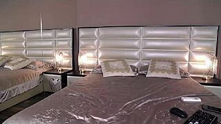 Who is she? More videos of her! 😍