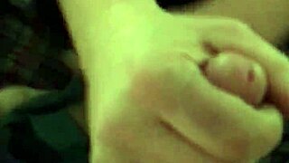 Girlfriend Rubs My Big Cock During First Prostate Play