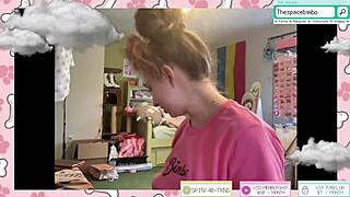 Puppygirl shines in ManyVids liveshow with playful webcam roleplay highlights