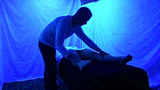 i love gigi breeze's blacklight massage session
