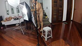 Ted metendo a vara no rabo da ninfeta