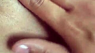 Masturbating neighbor's pussy to orgasm