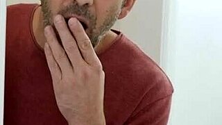 Scarlett Alexis raids closet for blowjob fun