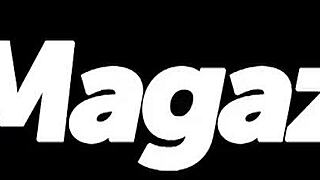 Latina Tere v bikinách po hraní s ovocem