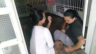 la perra de mi hermanastra convence coger?