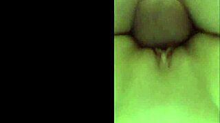 a french girl with large ass gets cumshot