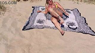 Dobra kuja jebana na plaži