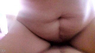 Moja punca sesa kurca v hotelski sobi