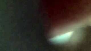 I was SPYING in the WC and saw some interesting things