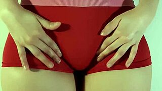 I love showing my shaved pussy cameltoe in tight shorts