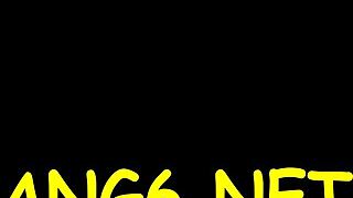 Hunk menumbuk kote kerasnya dalam-dalam ke dalam pepek wanita