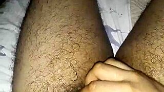 complaciendo with masturbation in a solo scene