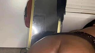 Harley Harper Plays with Buttplug in Her Ass!