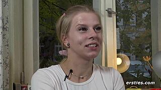 pixie plays with heart butt plug in shaved ass 😈