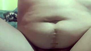 Daniela's solo pleasure session with intense fingering