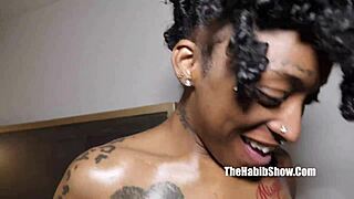 John Long and Llyric swallow dicks in Texas ghetto reality