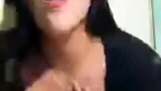 Melany Noa rewards her Peruvian followers