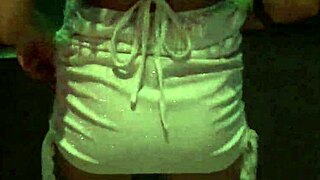 Teen Girl Shows Off Her Sexy Body 😘 Exhibitionism Fun