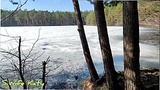 Evli Orospu Kocası Yokken Ormanda Sert Sikiş İstedi