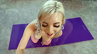 Petite Jamie Jett Loves Fucking