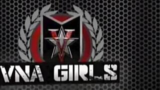 Пенни Пакс и Анна Белл Пикс жаждут члена в белье в трейсоме с кончами