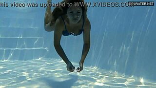 חצי רוסית ספרדית אירינה קייג עירומה!