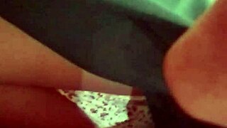 Colegiala Se Queda Dormida Y Es Despertada Con Un Buen Vergazo!