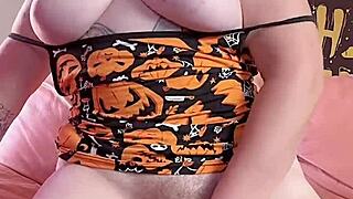 I orgasmed with dragon dildo pussy play, huge monster!