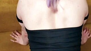 Girl seduces boyfriend anal