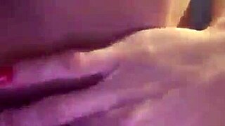 Watch This Italian Milf Housewife Masturbate?