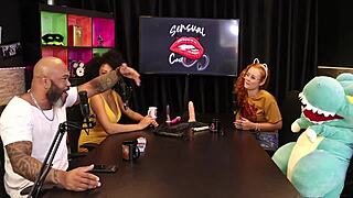 O Fetiche Dela Se Exibir E Provocar O Vizinho Dracaryssg