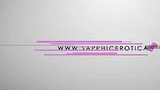 Lulu and Brooke Share a Hot Lesbian Moment 😍