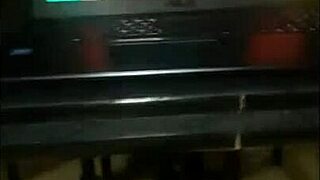 alexis texas fan masturbates with her photo album 😍