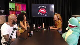 O Fetiche Dela Se Exibir E Provocar O Vizinho Dracaryssg