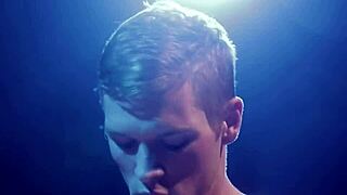 i love this hot bareback threesome with my kinky friends