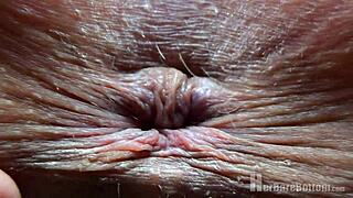 brooks flower fondle