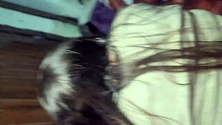 สอดเข้าไปดิบๆ ทิ้งน้ำเงี่ยนในหีของแฟนพังค์ในห้องหอ