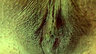 deep throat makes her squirt like crazy 😍