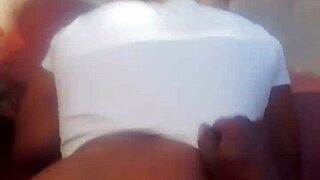 i fuk near the dor for fresh air