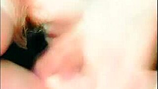 Amateur Sexy Curvy Fat Milf Cellphone POV Pussy Rubbing And Fingering Close Up