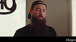 Ryan, a daring actress, pushes boundaries in a manual exploration scene