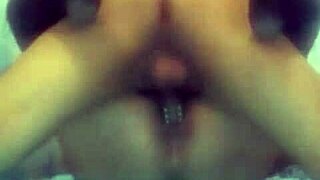 empleada me pide pito y se lo doy