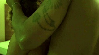 nego catra sucks pussy and feet for big cock 😘