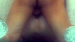 empleada me pide pito y se lo doy