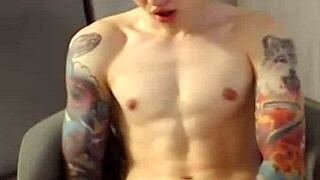 Hot Twinks Feel Muscular Pleasure Jerking For Chatroubate