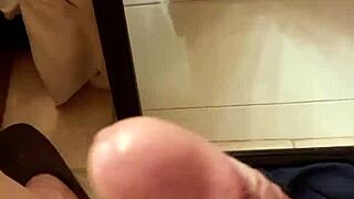 jacking off and cumming no hands