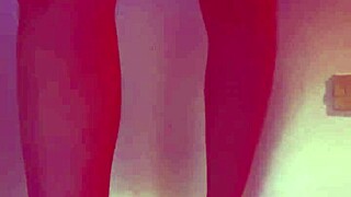 Kuuma nuori pelaa soolona kunnes tulee kovasti, wow! 😍