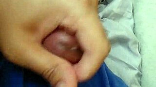 just jerkin it to amateur gay bj action