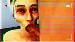 Cybil bennett sucks a big cock