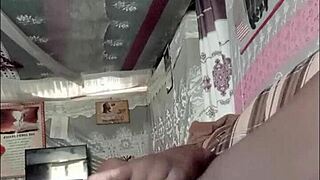 Ebony Slut Masturbates To Squirting Creampie